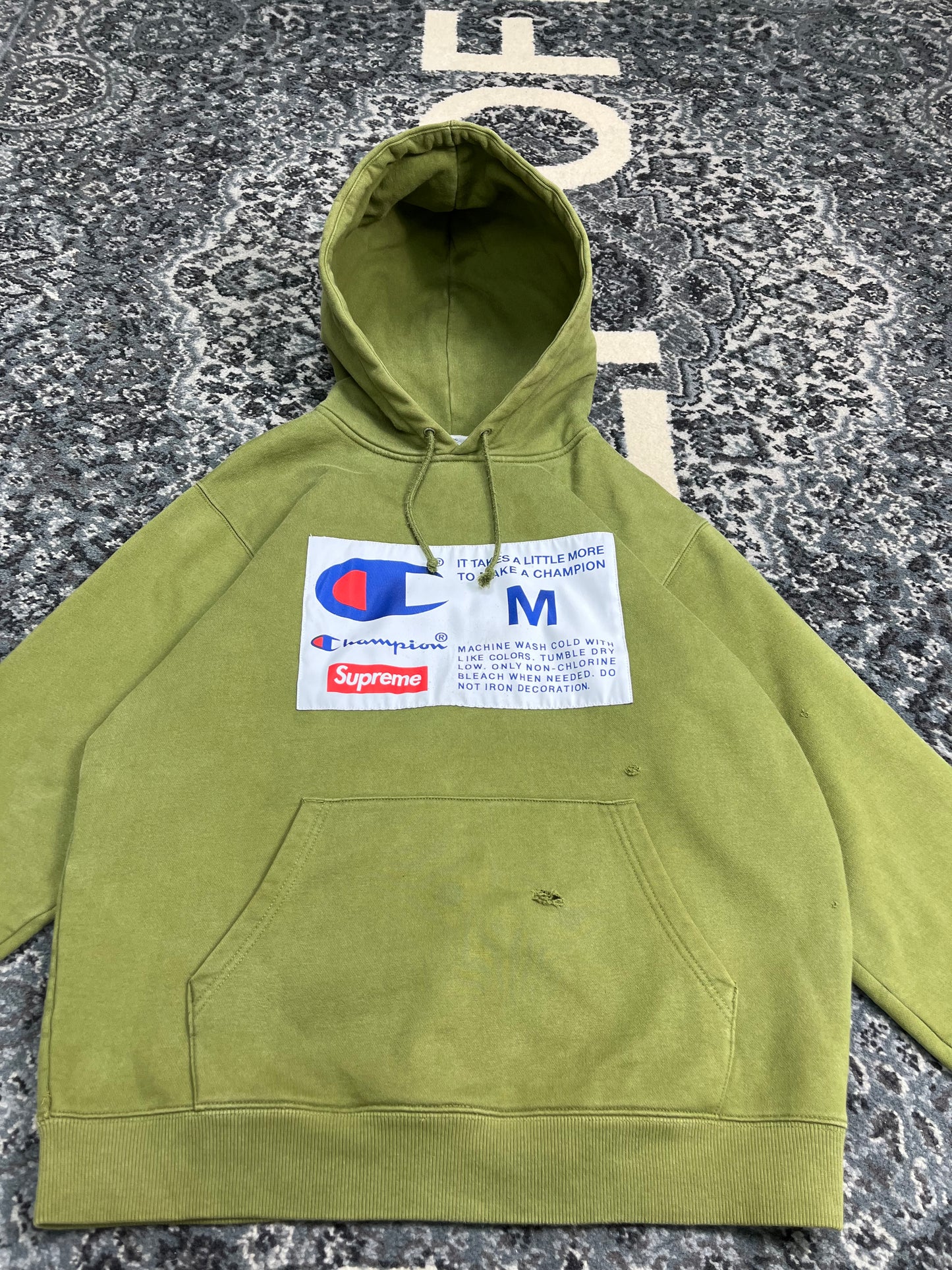 Vintage 2018 Supreme x Champion Hoodie